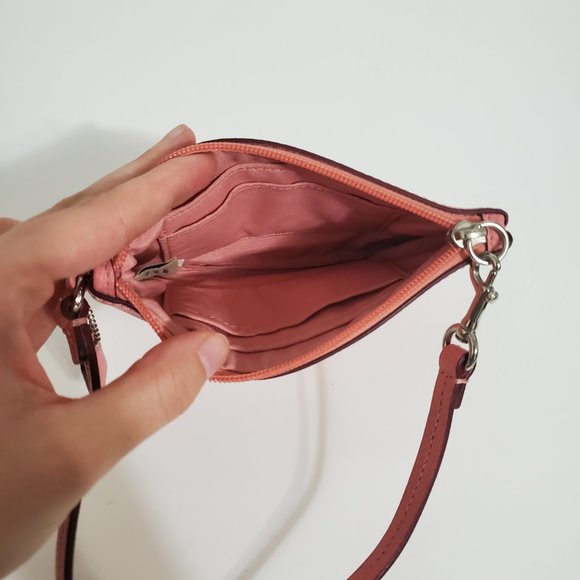 Coach Corner Zip Wristlet pink leather - Picture 5 of 7